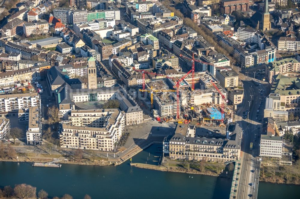 Mülheim an der Ruhr von oben - Baustelle zum Neubau eines Wohn- und Geschäftshausviertels Stadtquartier Schloßstraße, kurz SQS in Mülheim an der Ruhr im Bundesland Nordrhein-Westfalen