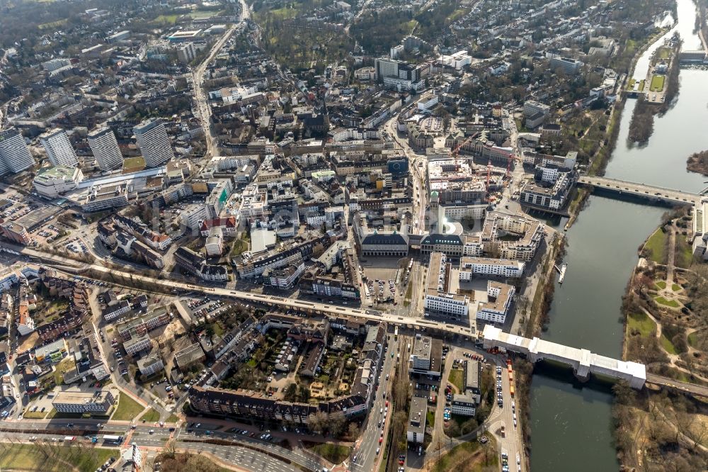 Mülheim an der Ruhr von oben - Baustelle zum Neubau eines Wohn- und Geschäftshausviertels Stadtquartier Schloßstraße, kurz SQS in Mülheim an der Ruhr im Bundesland Nordrhein-Westfalen