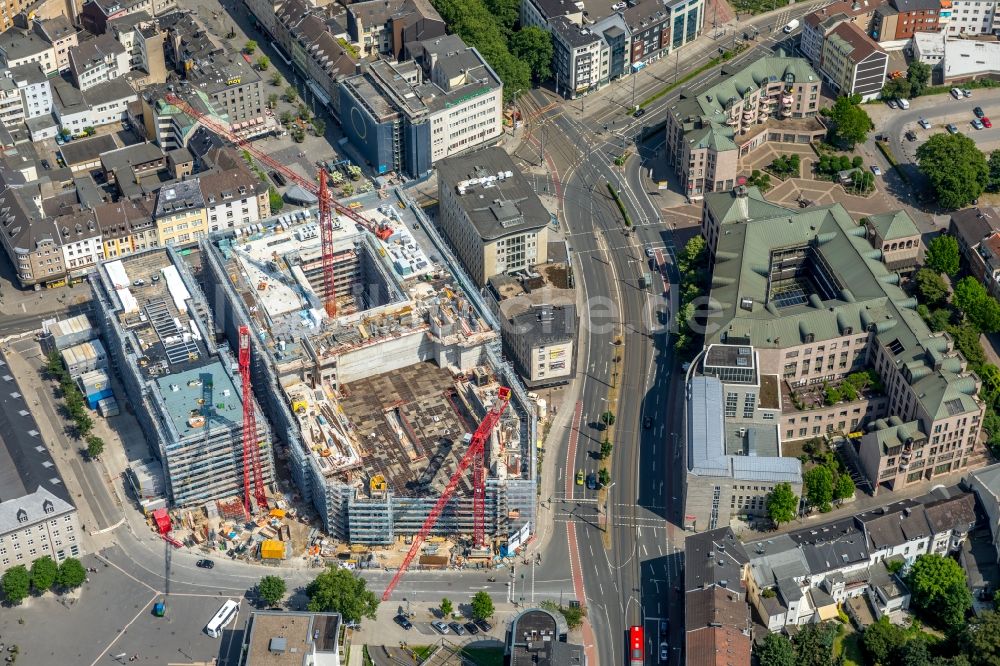 Luftbild Mülheim an der Ruhr - Baustelle zum Neubau eines Wohn- und Geschäftshausviertels Stadtquartier Schloßstraße, kurz SQS in Mülheim an der Ruhr im Bundesland Nordrhein-Westfalen