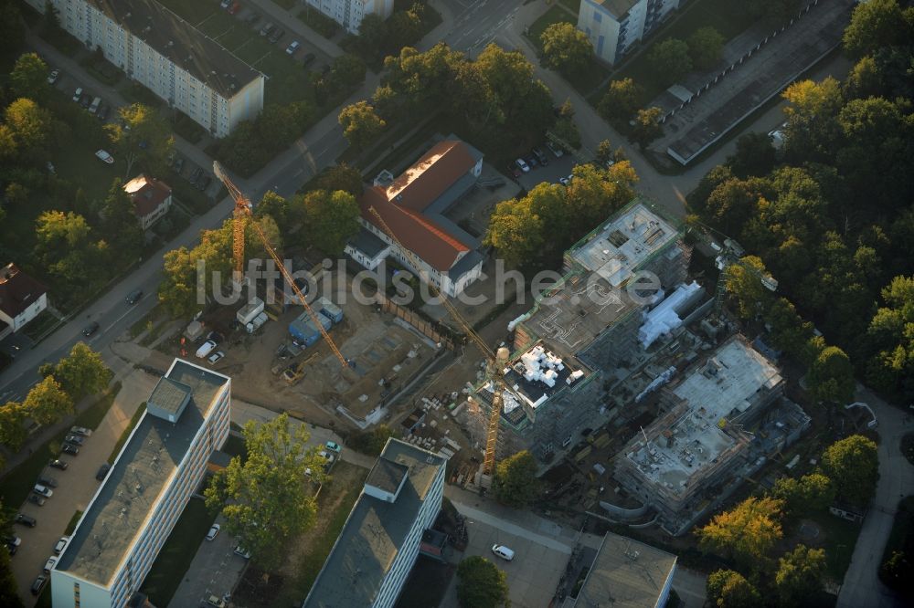 Luftaufnahme Teltow - Baustelle zum Neubau einer Wohnanlage an der Elbestraße Ecke Iserstraße in Teltow im Bundesland Brandenburg