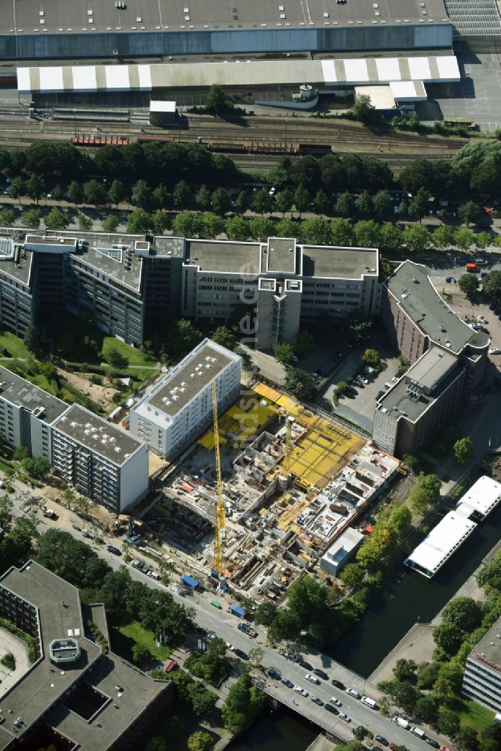 Hamburg aus der Vogelperspektive: Baustelle zum Neubau einer Wohnanlage in Hamburg