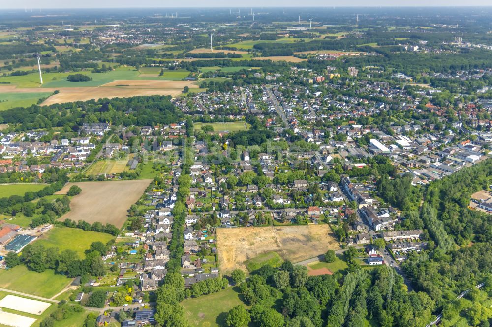 Gladbeck aus der Vogelperspektive: Baustelle zum Neubau- Wohngebiet einer Einfamilienhaus- Siedlung in Gladbeck im Bundesland Nordrhein-Westfalen, Deutschland