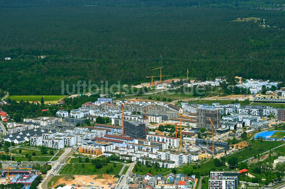 Mannheim von oben - Baustelle zum Neubau eines Wohnhauses Franklin Village in Mannheim im Bundesland Baden-Württemberg, Deutschland