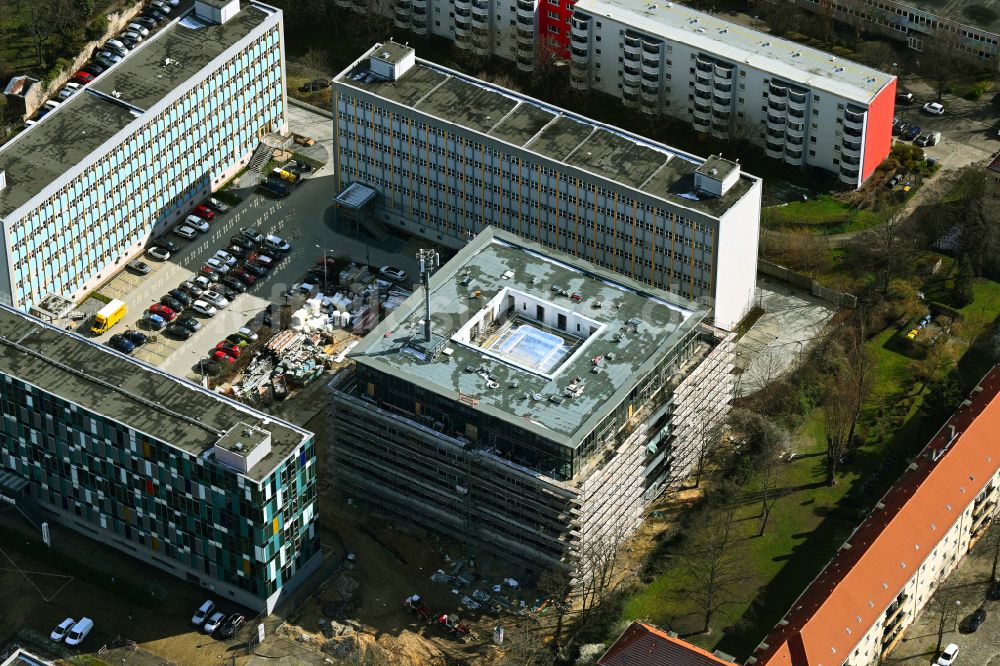 Luftbild Berlin - Baustelle zum Neubau eines Wohnhauses Gotlinde im Ortsteil Lichtenberg in Berlin, Deutschland