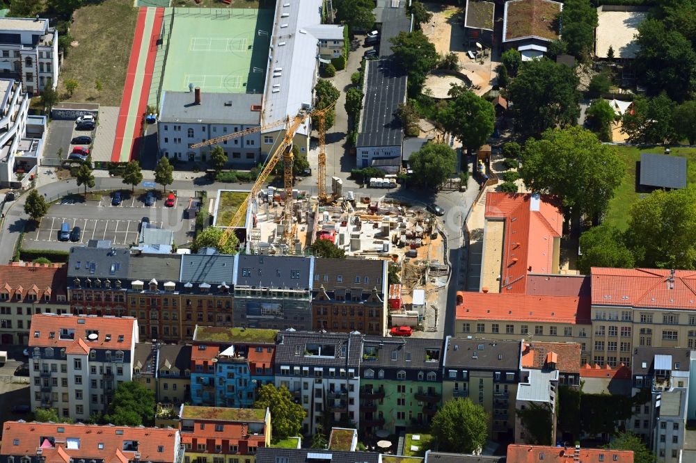 Dresden aus der Vogelperspektive: Baustelle zum Neubau eines Wohnhauses an der Görlitzer Straße in Dresden im Bundesland Sachsen, Deutschland