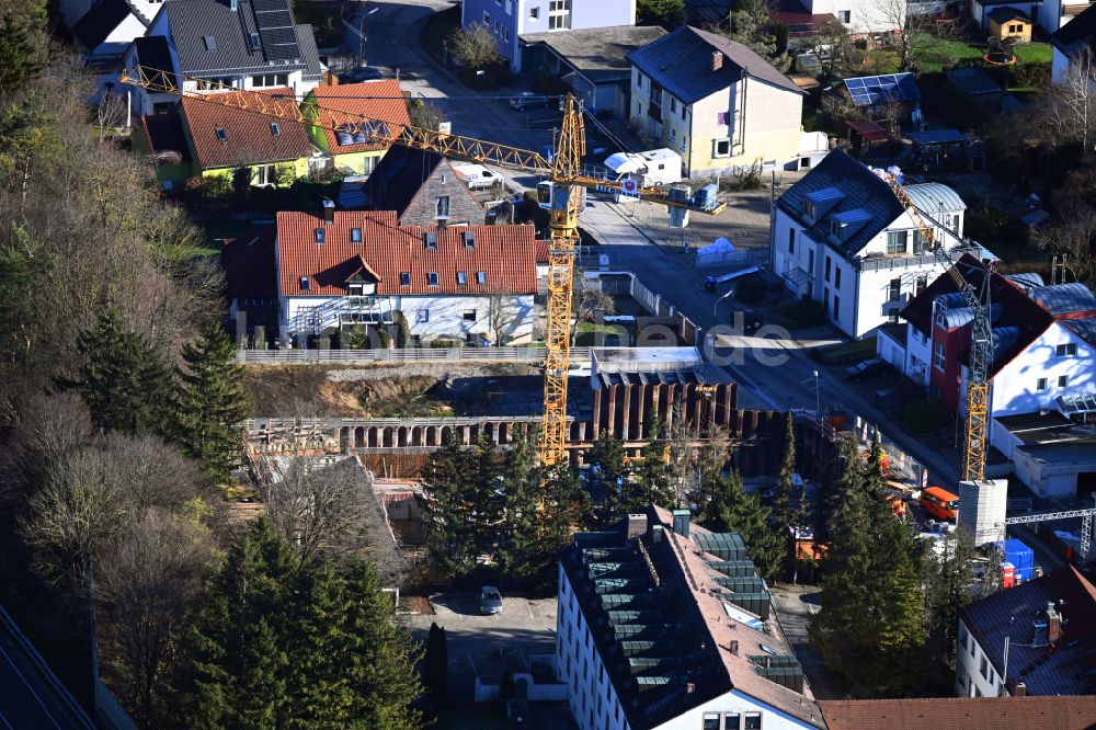 Luftaufnahme Karlsfeld - Baustelle zum Neubau eines Wohnhauses in Karlsfeld im Bundesland Bayern, Deutschland