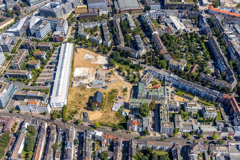 Luftaufnahme Düsseldorf - Baustelle zum Neubau eines Wohnhauses des maxfrei Quartier zwischen Ulmenstraße - Metzer Straße - Rheinmetall-Allee in Düsseldorf im Bundesland Nordrhein-Westfalen, Deutschland