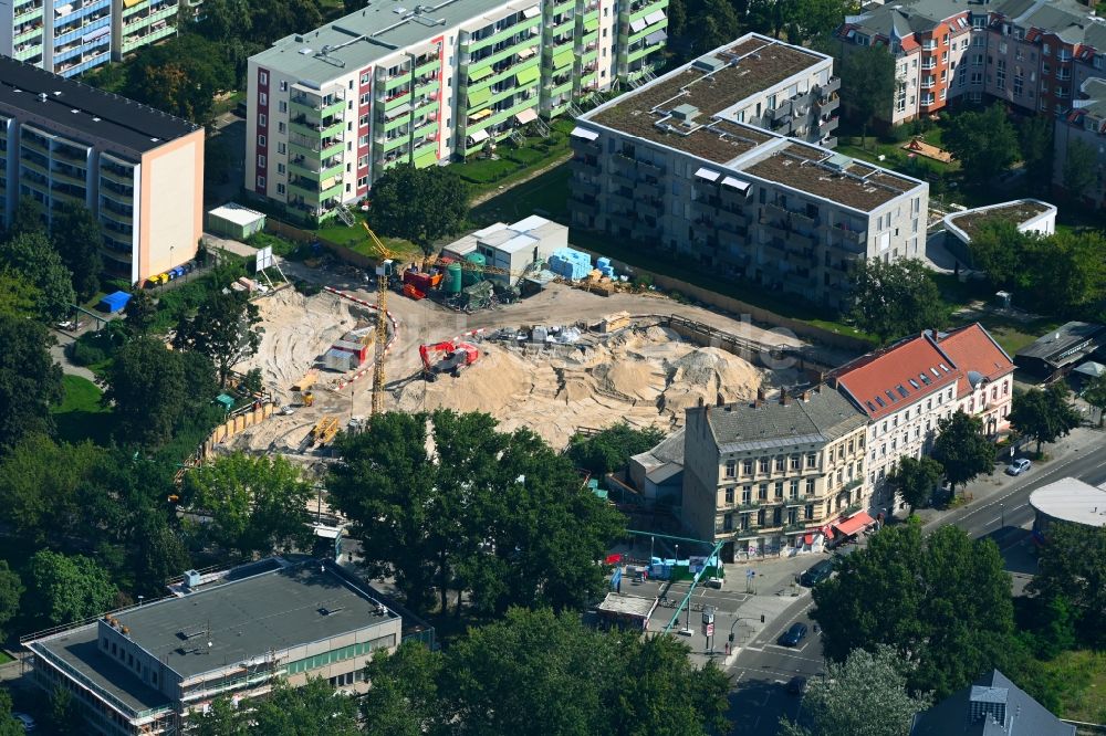 Berlin von oben - Baustelle zum Neubau eines Wohnhauses im Ortsteil Friedrichsfelde in Berlin, Deutschland