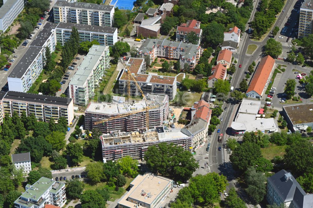 Berlin aus der Vogelperspektive: Baustelle zum Neubau eines Wohnhauses im Ortsteil Friedrichsfelde in Berlin, Deutschland