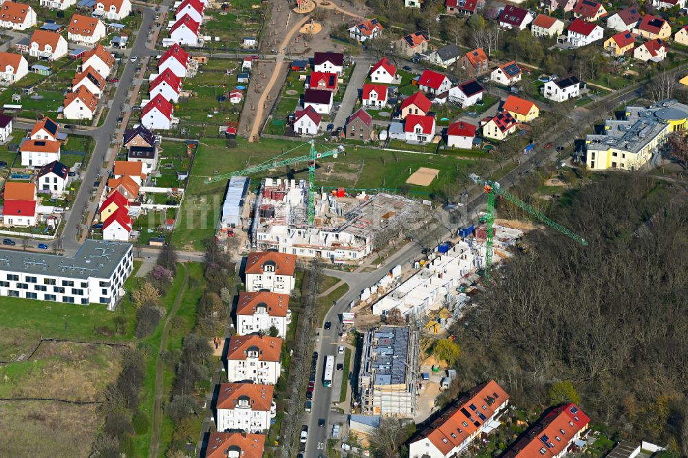 Luftaufnahme Potsdam - Baustelle zum Neubau eines Wohnhauses im Ortsteil Golm in Potsdam im Bundesland Brandenburg, Deutschland