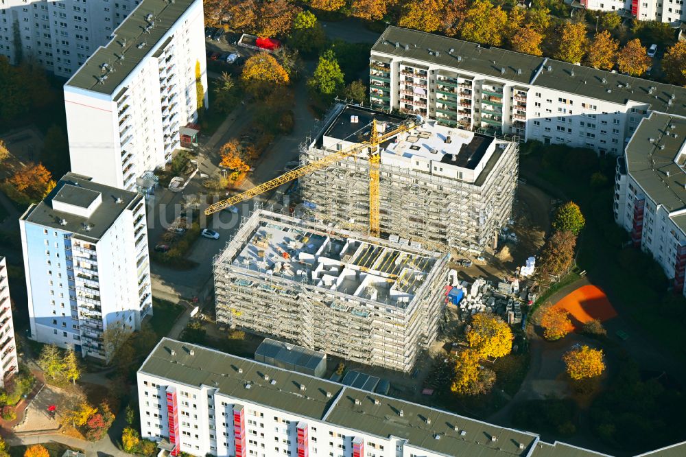 Berlin von oben - Baustelle zum Neubau eines Wohnhauses im Ortsteil Kaulsdorf in Berlin, Deutschland