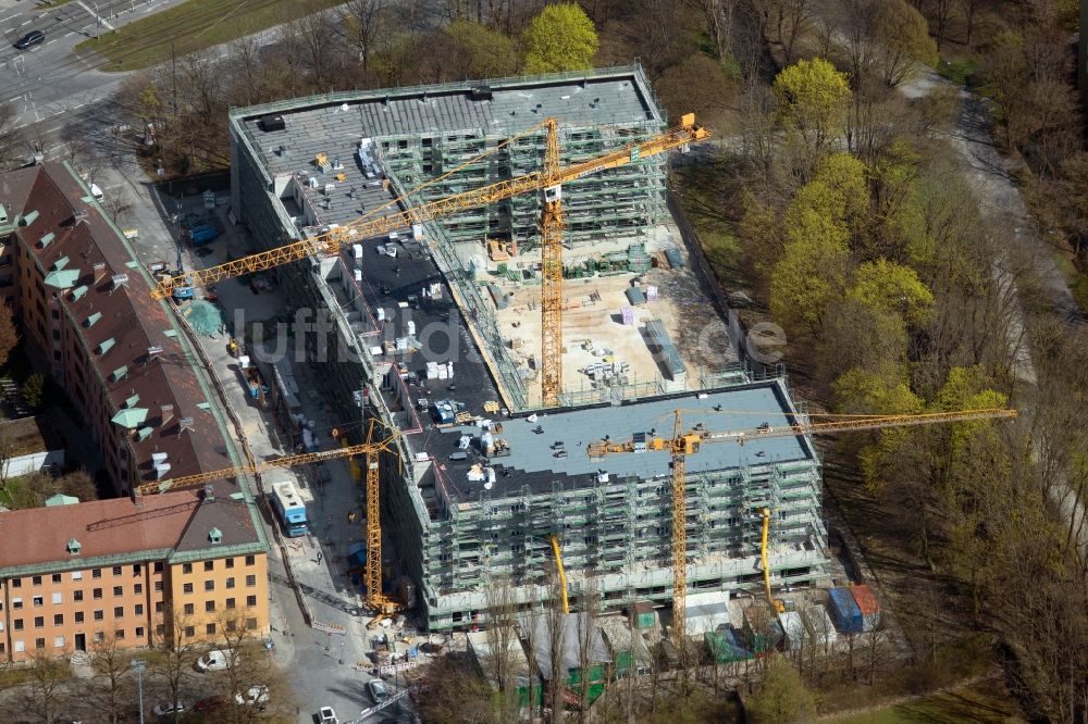 Luftbild München - Baustelle zum Neubau eines Wohnhauses Postillonstraße Ecke Dachauer Straße im Ortsteil Neuhausen-Nymphenburg in München im Bundesland Bayern, Deutschland