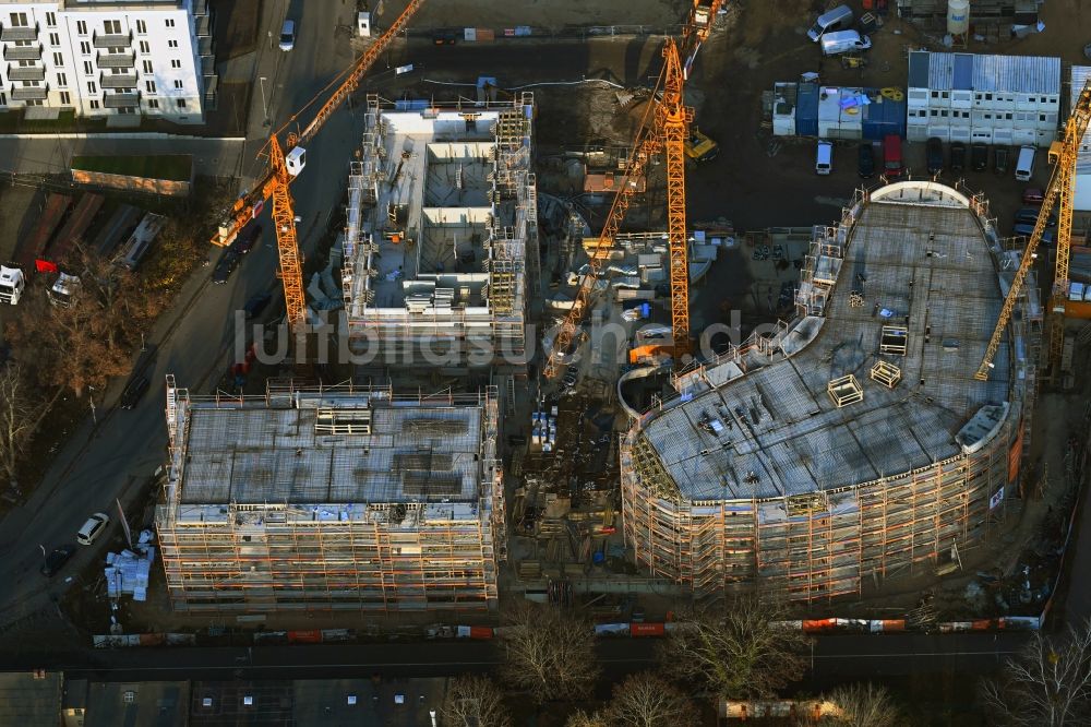 Luftbild Berlin - Baustelle zum Neubau eines Wohnhauses Speicher Ballett im Ortsteil Hakenfelde in Berlin, Deutschland