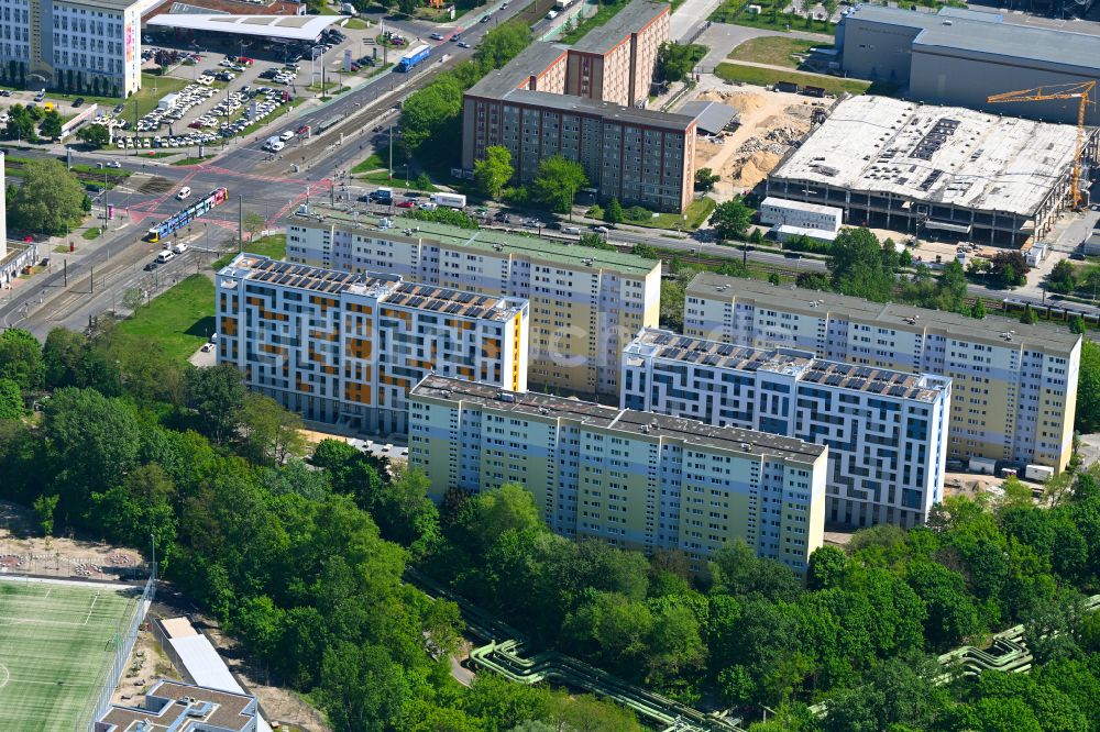 Luftaufnahme Berlin - Baustelle zum Neubau eines Wohnhauses mit Studentenapartments der Belinovo Grundstücksentwicklung GmbH in Berlin, Deutschland