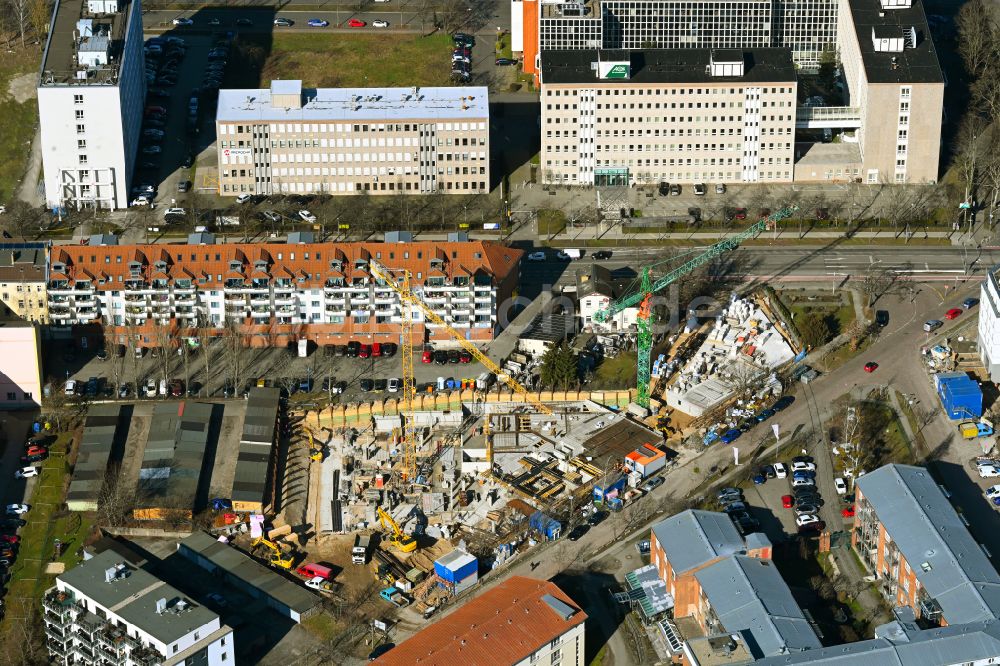 Luftbild Teltow - Baustelle zum Neubau eines Wohnhauses in Teltow im Bundesland Brandenburg, Deutschland