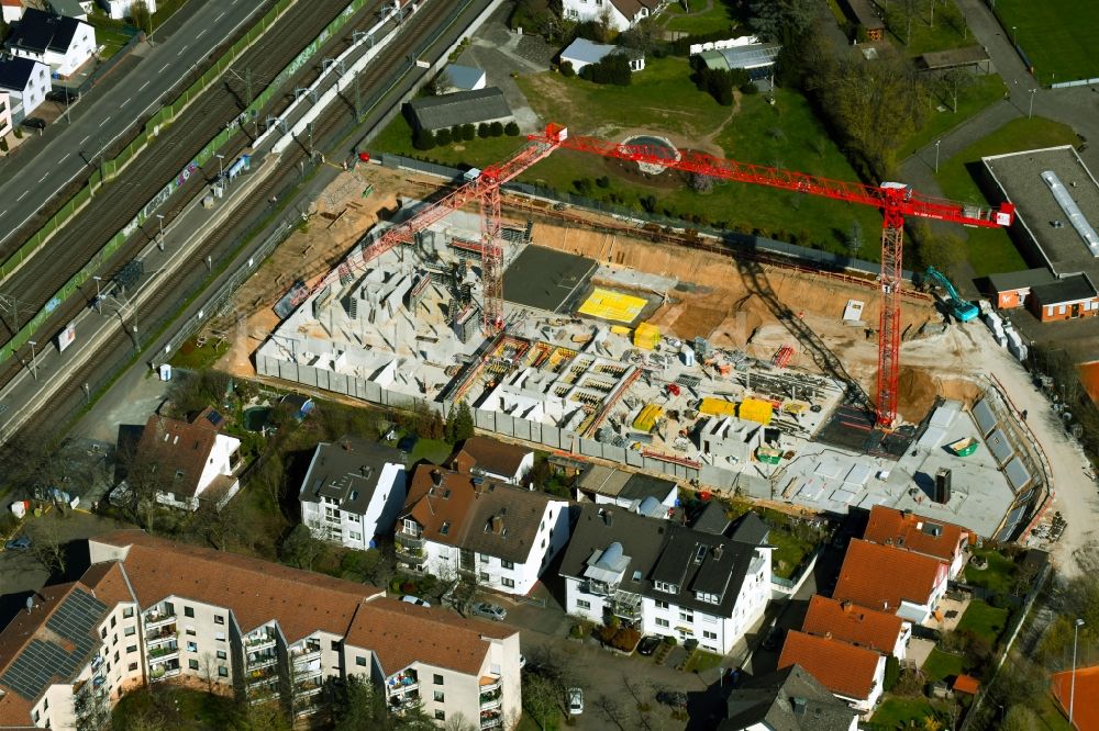 Luftaufnahme Mühlheim am Main - Baustelle zum Neubau eines Wohnhauses Am Wingertsweg im Ortsteil Markwald in Mühlheim am Main im Bundesland Hessen, Deutschland