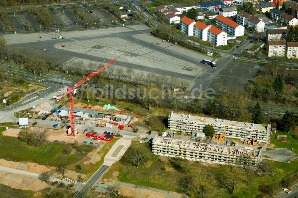 Schweinfurt aus der Vogelperspektive: Baustelle zum Neubau eines Wohnhauses Wohnen am Quartierseingang im Ortsteil Bellevue in Schweinfurt im Bundesland Bayern, Deutschland