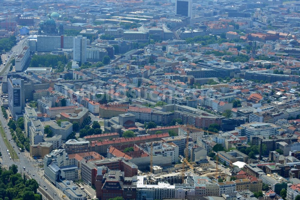 Berlin Prenzlauer Berg aus der Vogelperspektive: Baustelle zum Neubau des Wohnquartier ? La Vie ? in Berlin Prenzlauer Berg