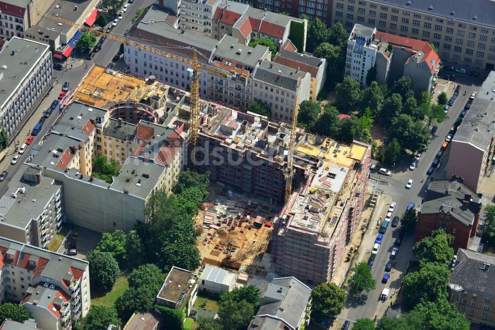 Luftbild Berlin - Baustelle zum Neubau des Wohnquartier „ Zillegärten “ in Berlin Charlottenburg