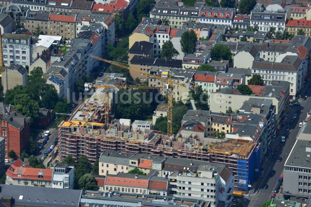 Luftbild Berlin - Baustelle zum Neubau des Wohnquartier „ Zillegärten “ in Berlin Charlottenburg