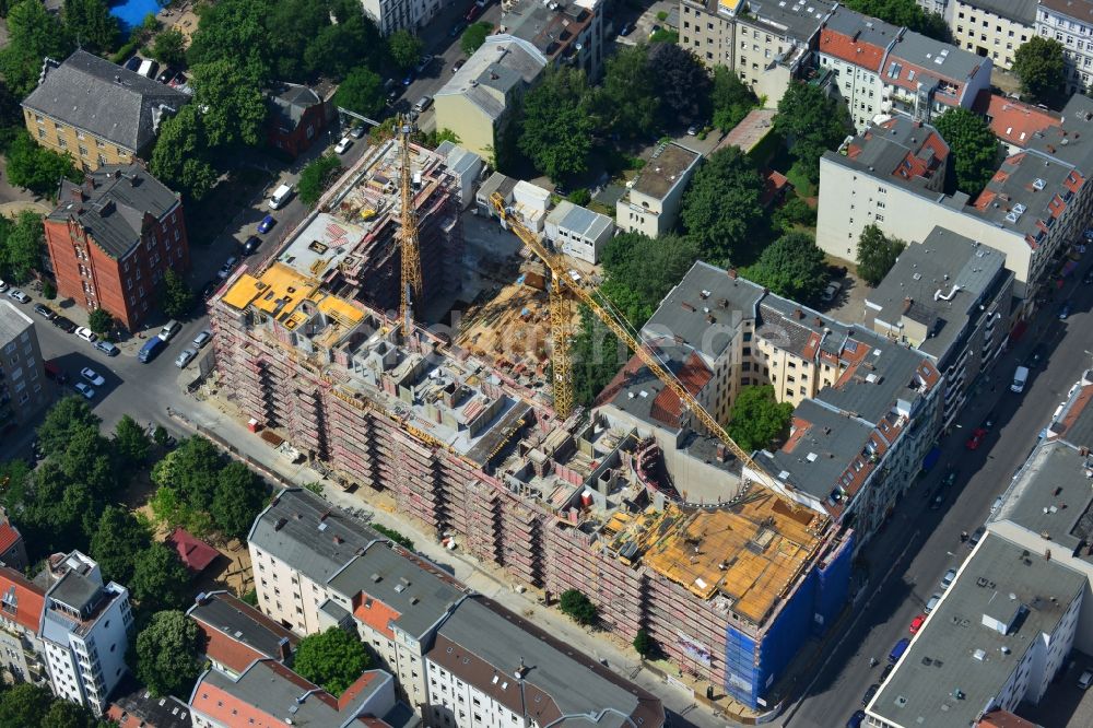 Berlin von oben - Baustelle zum Neubau des Wohnquartier „ Zillegärten “ in Berlin Charlottenburg