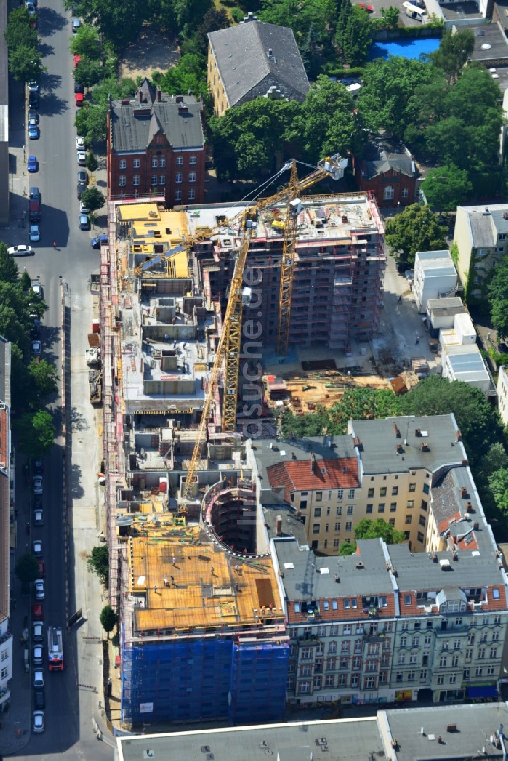 Luftbild Berlin - Baustelle zum Neubau des Wohnquartier „ Zillegärten “ in Berlin Charlottenburg