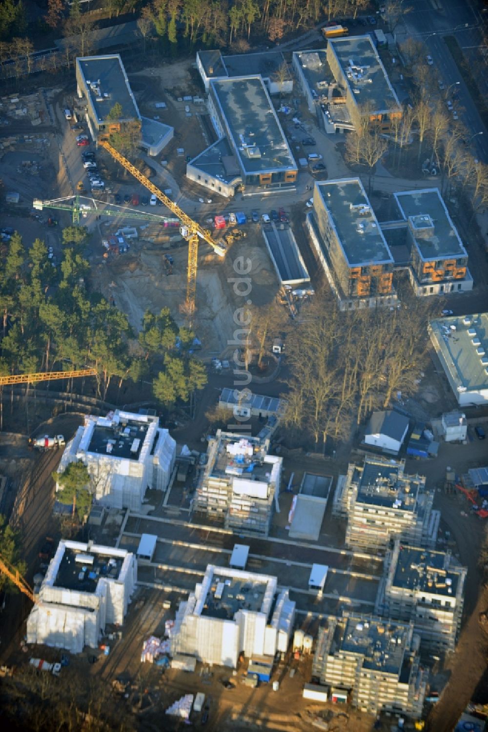 Luftaufnahme Berlin , Dahlem - Baustelle zum Neubau der Wohnsiedlung OSKAR HELENE PARK an der Clayallee im Steglitz-Zehlendorf in Berlin