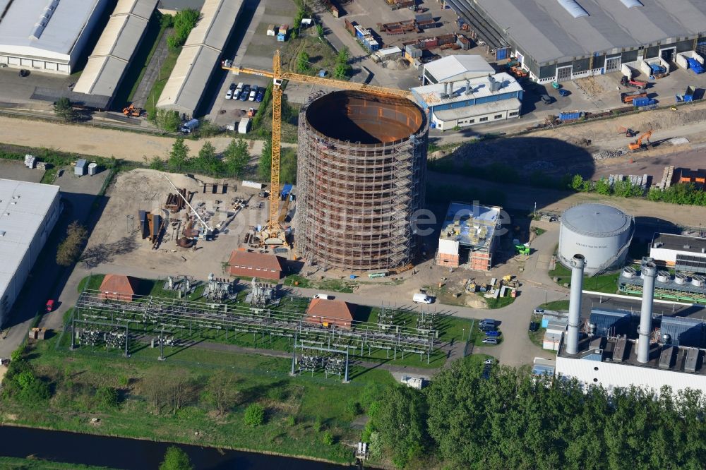 Potsdam aus der Vogelperspektive: Baustelle zum Neubau eines Wärmespeichers in Potsdam im Bundesland Brandenburg