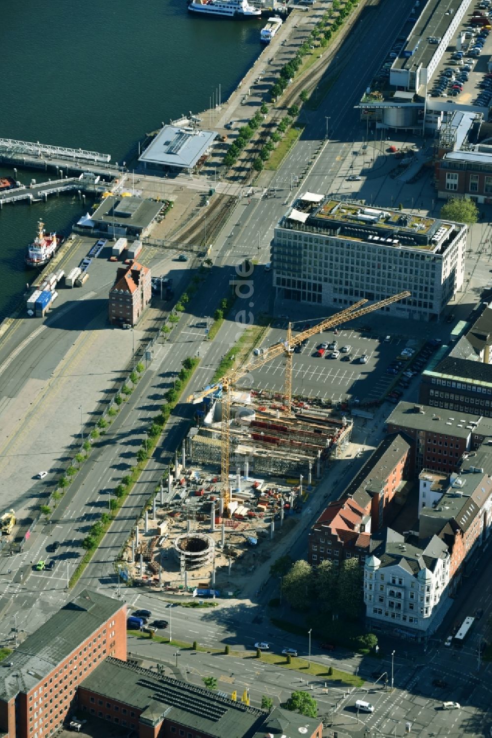 Luftbild Kiel - Baustelle zum Neubau des Zentralen Omnibusbahnhof Kiel an der Kaistraße in Kiel im Bundesland Schleswig-Holstein, Deutschland