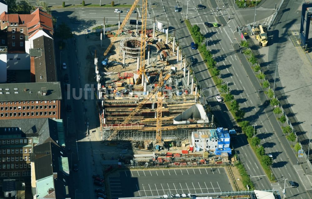 Luftaufnahme Kiel - Baustelle zum Neubau des Zentralen Omnibusbahnhof Kiel an der Kaistraße in Kiel im Bundesland Schleswig-Holstein, Deutschland