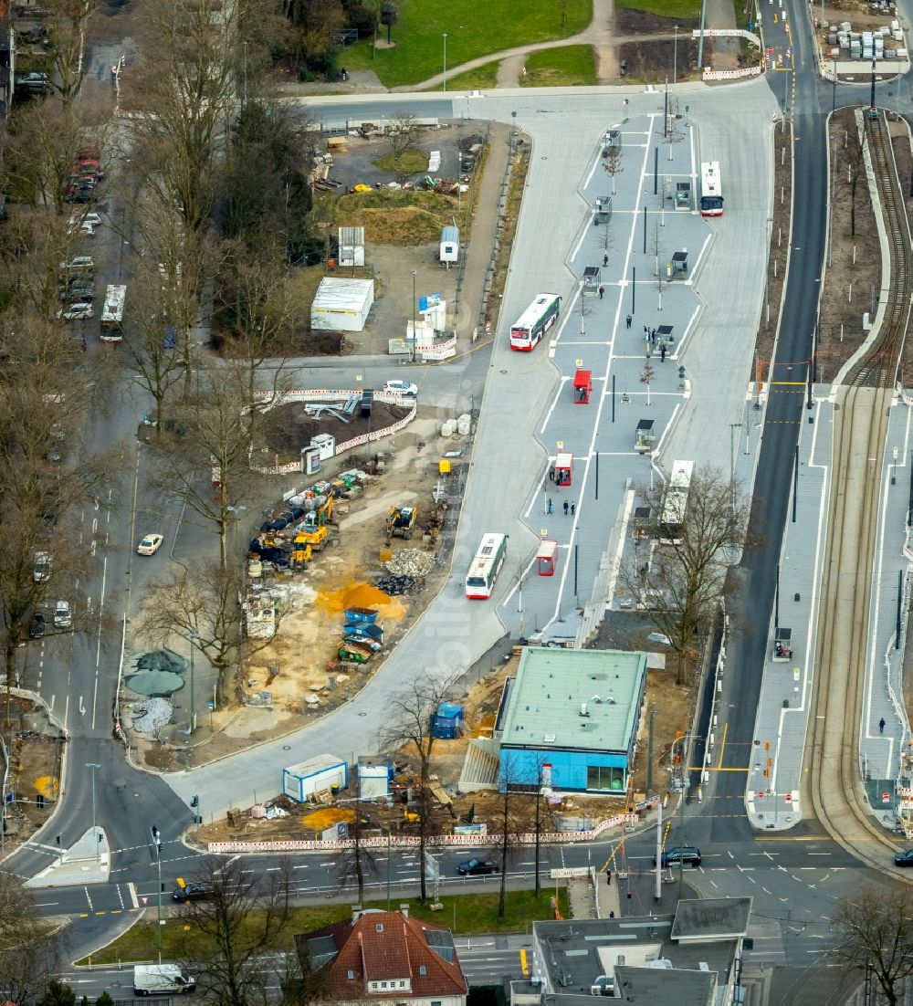 Gelsenkirchen aus der Vogelperspektive: Baustelle zum Neubau des ZOB Omnibus- Bahnhof an der Goldbergstraße im Ortsteil Buer in Gelsenkirchen im Bundesland Nordrhein-Westfalen, Deutschland