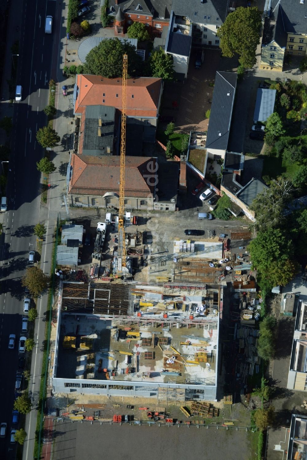 Potsdam aus der Vogelperspektive: Baustelle zum Neubau einer Zweifachsporthalle in der Kurfürstenstraße in Potsdam im Bundesland Brandenburg