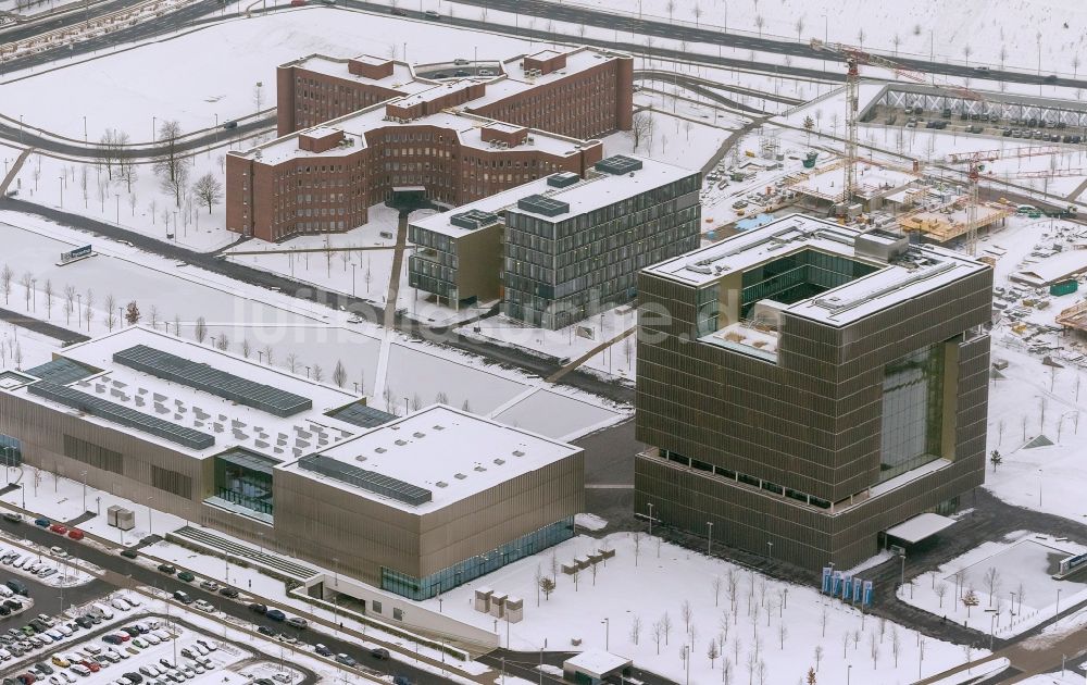 Essen aus der Vogelperspektive: Baustelle zum neuen Bauabschnitt auf dem Areal des Kruppgürtel , der Hauptverwaltung des Konzern ThyssenKrupp in Essen in Nordrhein-Westfalen NRW