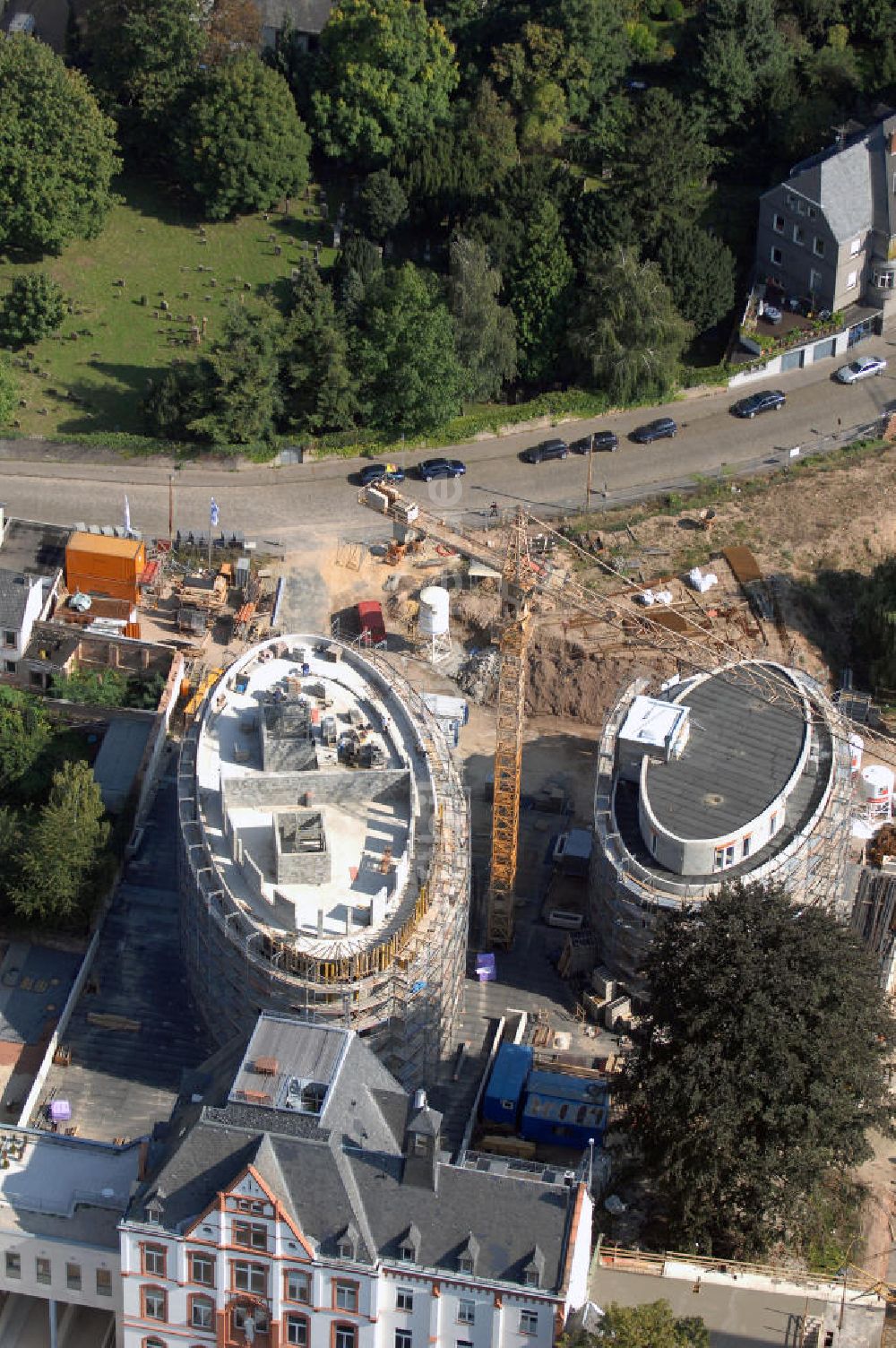 Trier von oben - Baustelle zum neuen Wohnquartier Herz Jesu Garten auf dem ehemaligen Gelände des Herz Jesu Krankenhauses in Trier