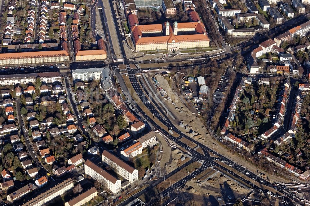 Luftaufnahme München - Baustelle zum Tunnel- Neubau am Luise-Kiesselbach-Platz in München im Bundesland Bayern