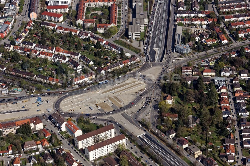 Luftbild München - Baustelle zum Tunnel- Neubau am Luise-Kiesselbach-Platz in München im Bundesland Bayern