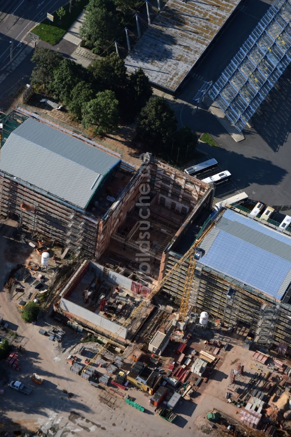 Chemnitz von oben - Baustelle zum Umbau der Aktienspinnerei in die Bibliothek der TU Chemnitz in Chemnitz im Bundesland Sachsen