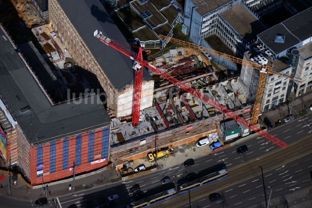 Leipzig von oben - Baustelle zum Umbau und Ausbau des denkmalgeschützten Altbau- Gebäudes der Firma REINBAU GmbH in Leipzig im Bundesland Sachsen