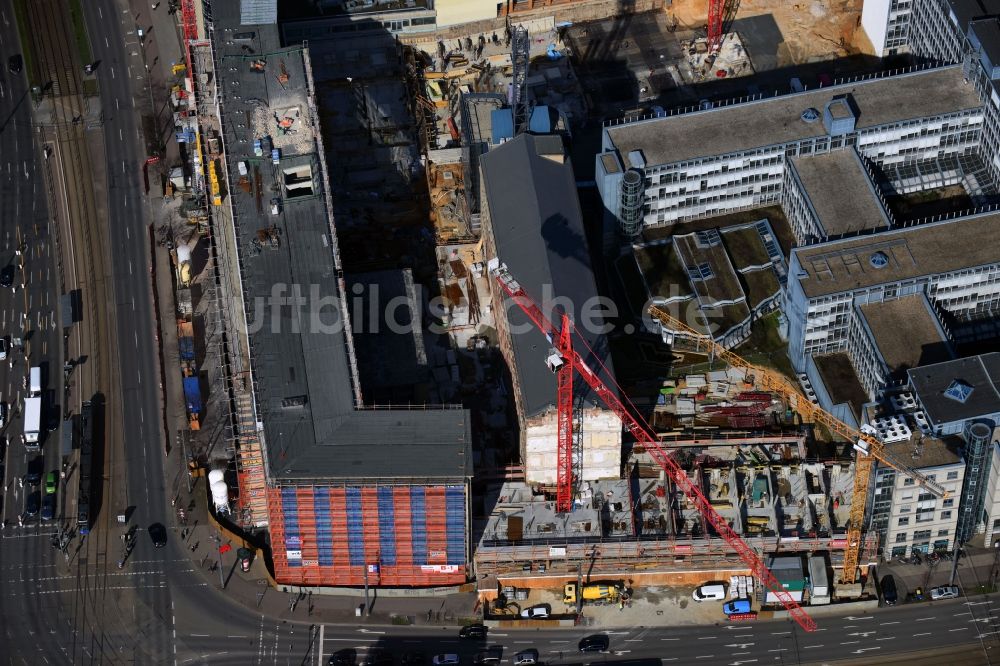 Leipzig aus der Vogelperspektive: Baustelle zum Umbau und Ausbau des denkmalgeschützten Altbau- Gebäudes der Firma REINBAU GmbH in Leipzig im Bundesland Sachsen