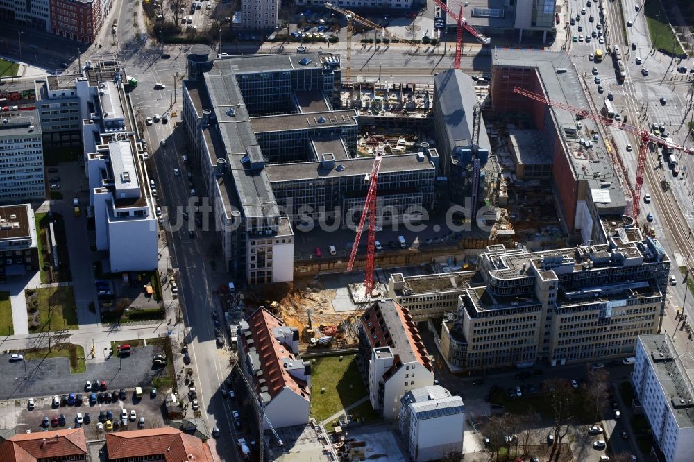 Leipzig aus der Vogelperspektive: Baustelle zum Umbau und Ausbau des denkmalgeschützten Altbau- Gebäudes der Firma REINBAU GmbH in Leipzig im Bundesland Sachsen