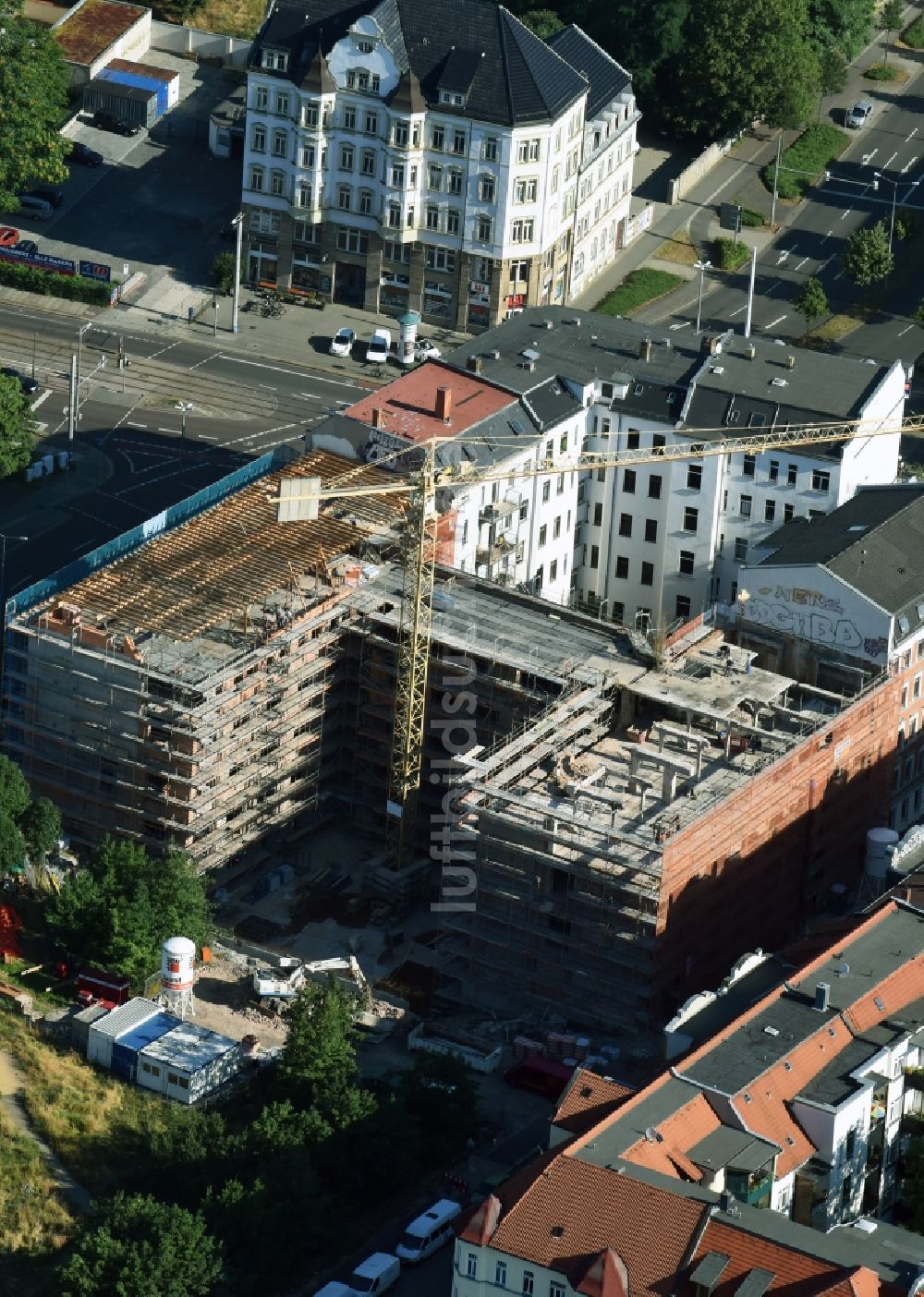 Leipzig aus der Vogelperspektive: Baustelle zum Umbau und Ausbau des denkmalgeschützten Altbau- Gebäudes Perthesstraße - Gerichtsweg im Areal Graphisches Viertel in Leipzig im Bundesland Sachsen