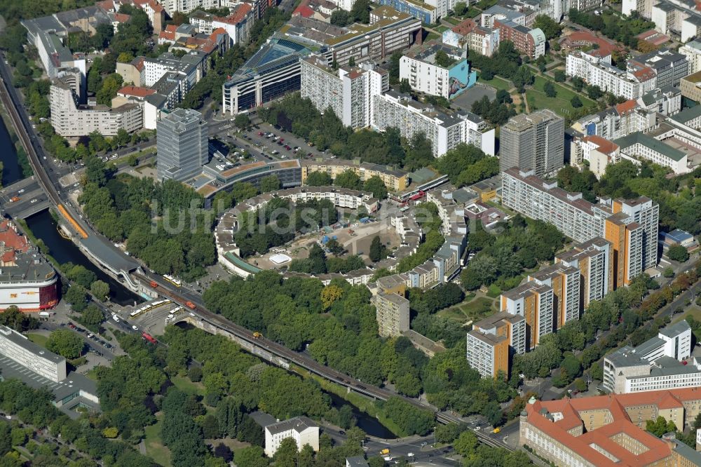 Berlin aus der Vogelperspektive: Baustelle zum Umbau eines U-bahntunnels in Berlin