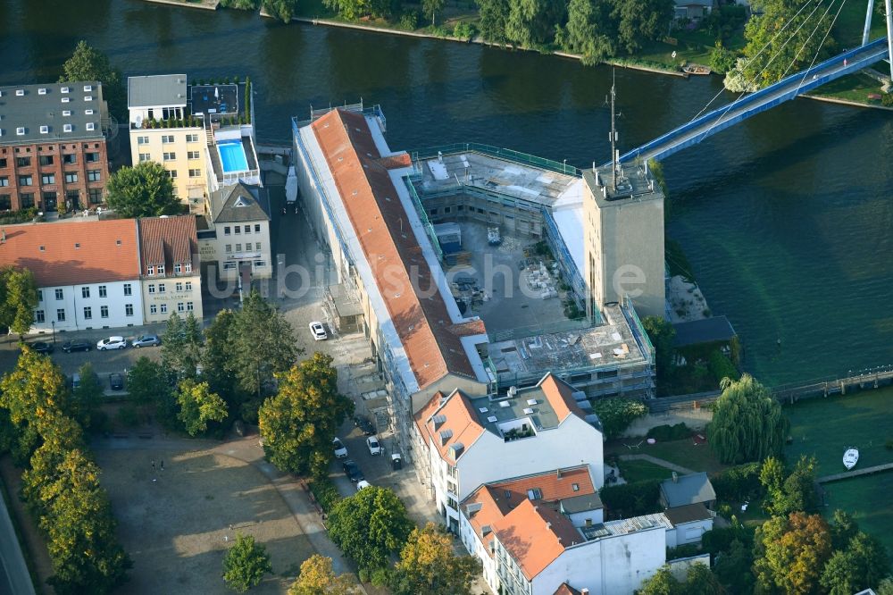 Berlin von oben - Baustelle zum Umbau der Berufsfeuerwache und Freiwillige Feuerwehr Köpenick am Katzengraben im Ortsteil Köpenick in Berlin, Deutschland