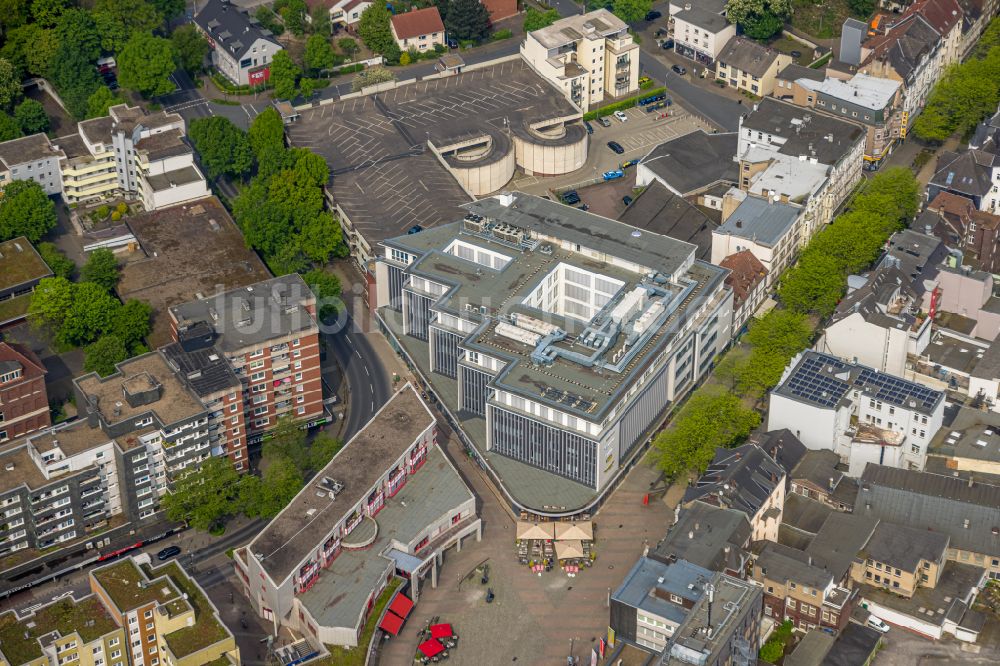 Herne aus der Vogelperspektive: Baustelle zum Umbau des ehemaligen Kaufhaus zu einem Büro- und Geschäftshaus in Herne im Bundesland Nordrhein-Westfalen, Deutschland