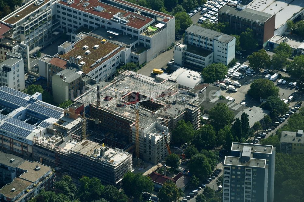 Berlin von oben - Baustelle zum Umbau des Gewerbehof Ritterstraße im Ortsteil Kreuzberg in Berlin, Deutschland