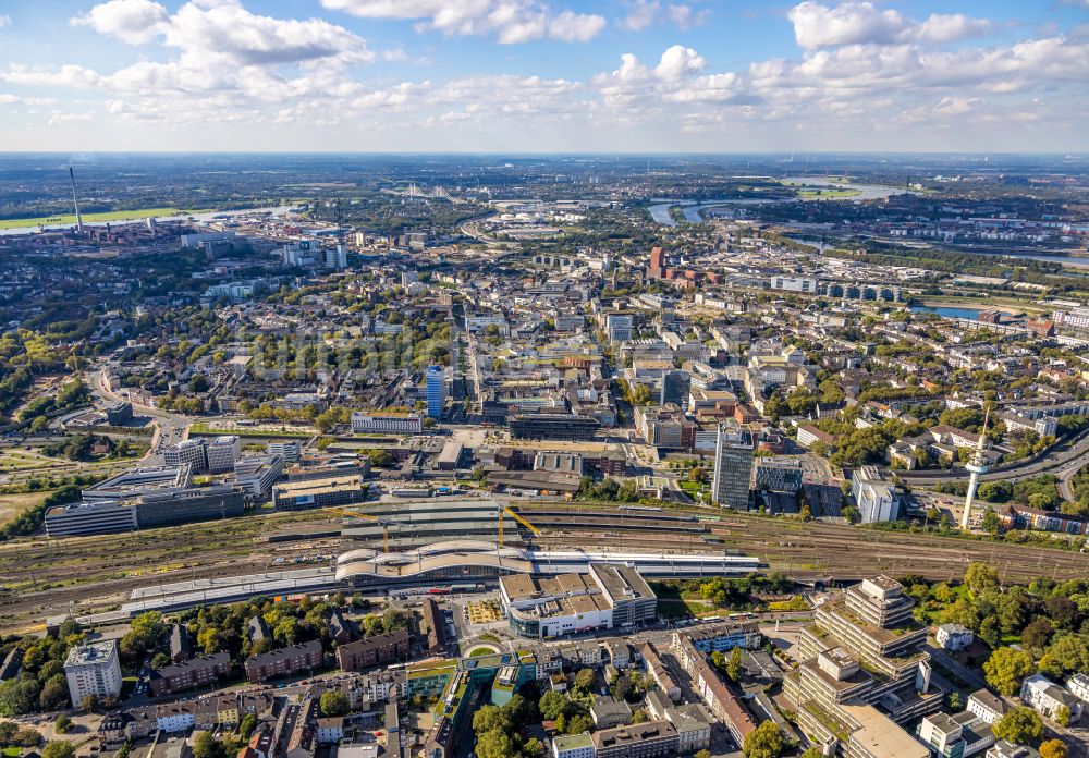 Luftbild Duisburg - Baustelle zum Umbau des Hauptbahnhof der Deutschen Bahn im Ortsteil Dellviertel in Duisburg im Bundesland Nordrhein-Westfalen, Deutschland