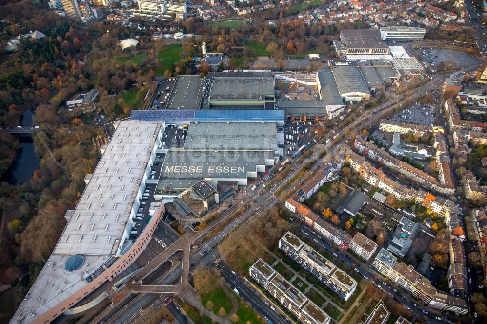 Luftaufnahme Essen - Baustelle zum Umbau der Messe in Essen im Bundesland Nordrhein-Westfalen