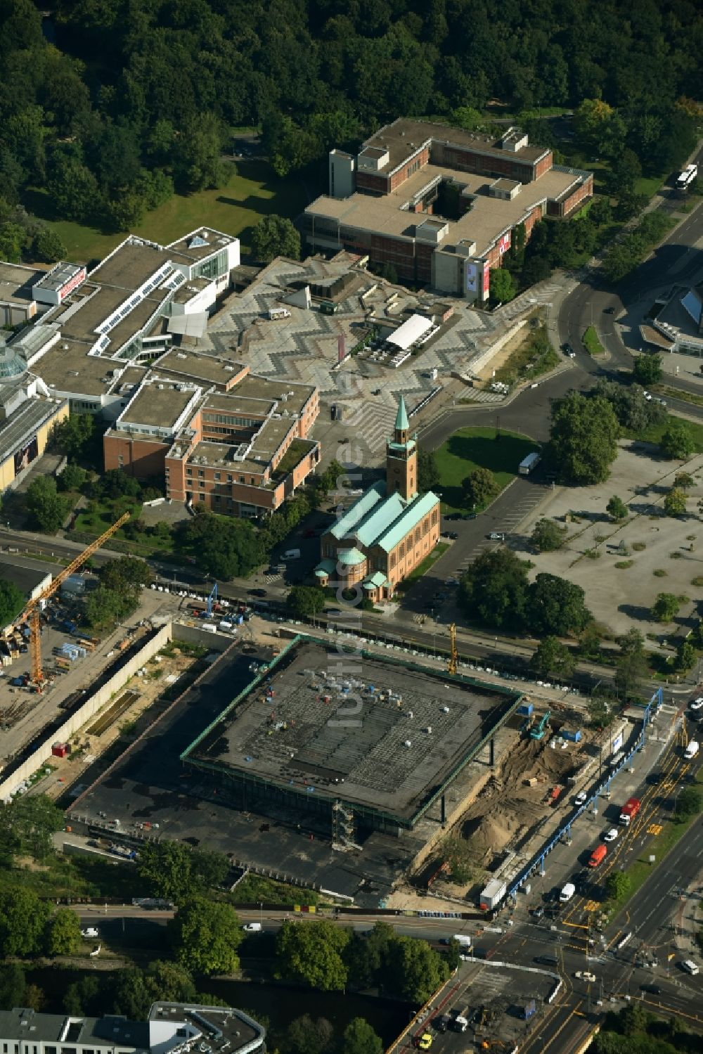 Luftaufnahme Berlin - Baustelle zum Umbau der Neue Nationalgalerie an der Potsdamer Straße in Berlin, Deutschland