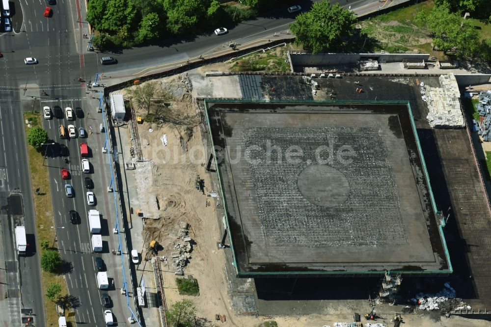 Luftaufnahme Berlin - Baustelle zum Umbau der Neue Nationalgalerie an der Potsdamer Straße in Berlin, Deutschland