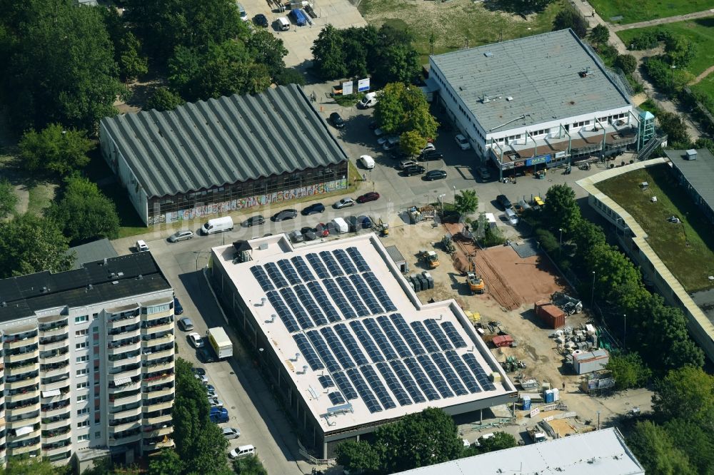 Luftbild Berlin - Baustelle zum Umbau eines neuen ALDI - NORD im Ortsteil Marzahn-Hellersdorf in Berlin, Deutschland